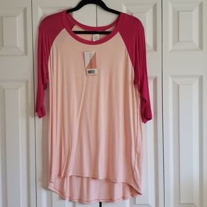 Honey and Lace Monrovia Raglan tunic Large NWT